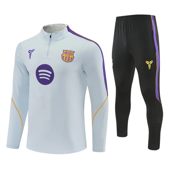 Barcelona Trenings Collegegenser Set 2026/2027 Hvit Barcelona Trenings Collegegenser Set 2026/2027 Hvit