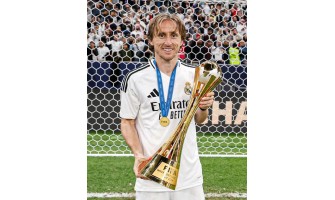 Real Madrids midtbanespiller Modric setter pris på hvert minutt på Real Madrid stadion