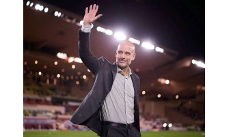 Ti år med blå måne, urokkelig ballbesittelsesbasert spill: Guardiolas gjenoppbyggingsfilosofi